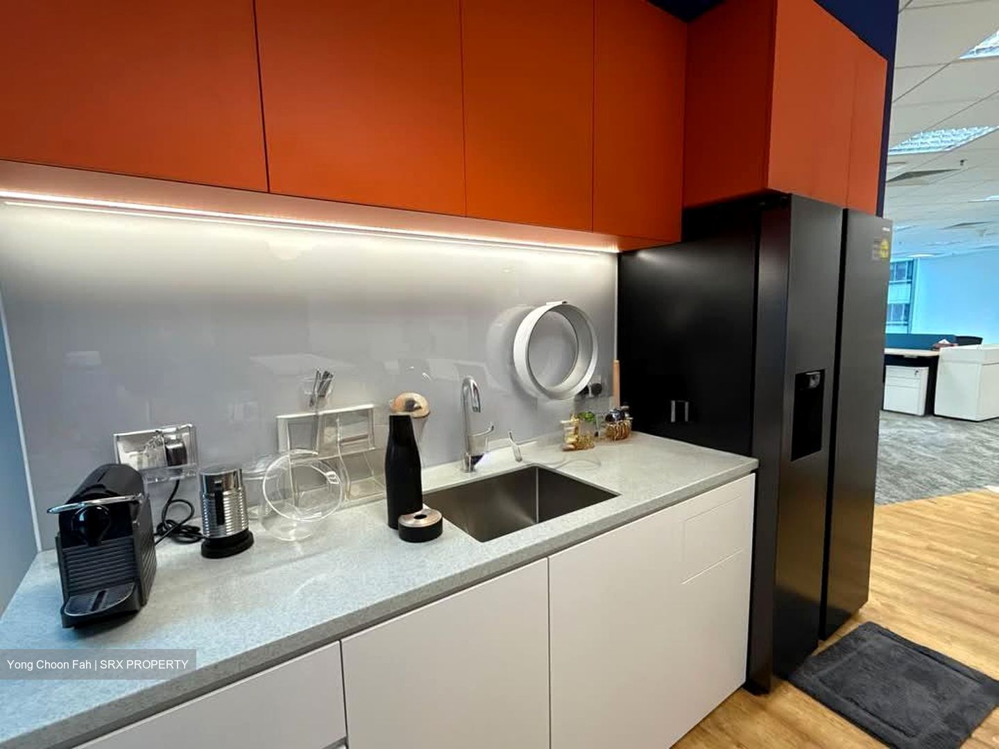 PLUS (D1), Office #581704301